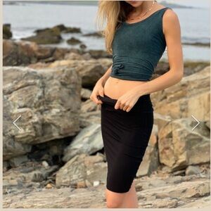 Angelrox Hourglass Shaper/Skirt . One size fits most. Reversible with seams.